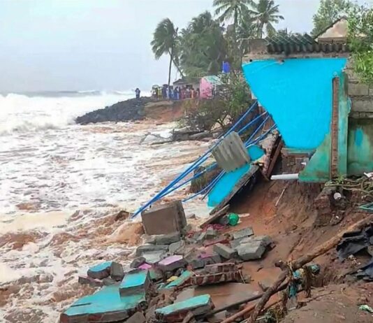 Biparjoy Cyclone in Gujarat