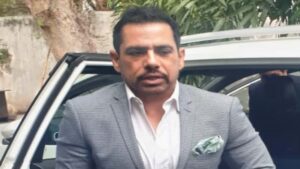 ROBERT VADRA