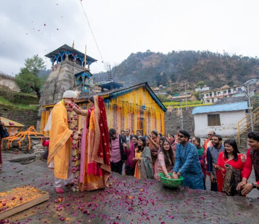 Triyuginarayan Temple