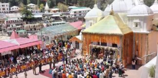 GANGOTRI NON HINDUS ENTRY BAN