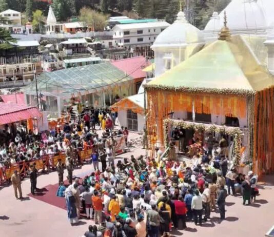 GANGOTRI NON HINDUS ENTRY BAN