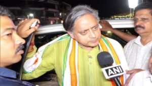 SHASHI THAROOR CONVOY ATTACKED