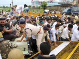 Bhopal farmers protest